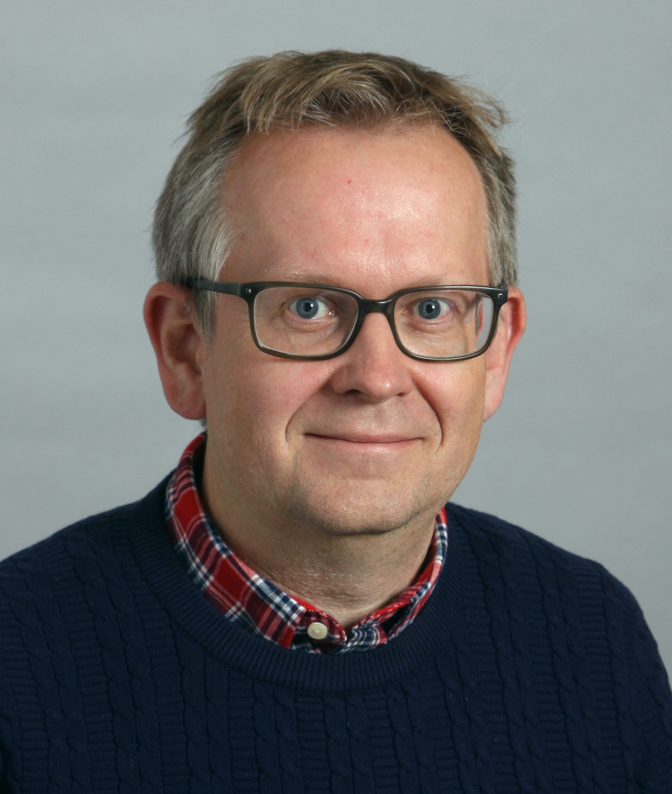 Jörgen Lundälv, docent i trafikmedicin vid Umeå universitet samt i socialt arbete vid Göteborgs universitet.