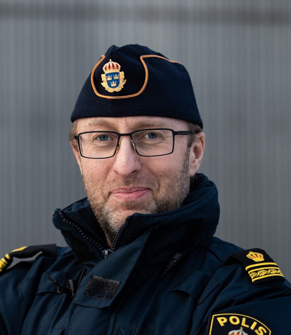 Fredrik "Hibba" Hillberg, yttre befäl